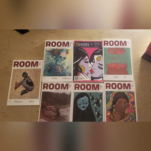 Room Book Collection - Picture 2 of 3